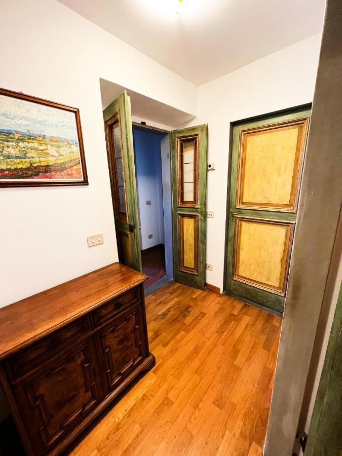 Il Portico Apt - Dolcevita Holiday ฟลอเรนซ์ ภายนอก รูปภาพ