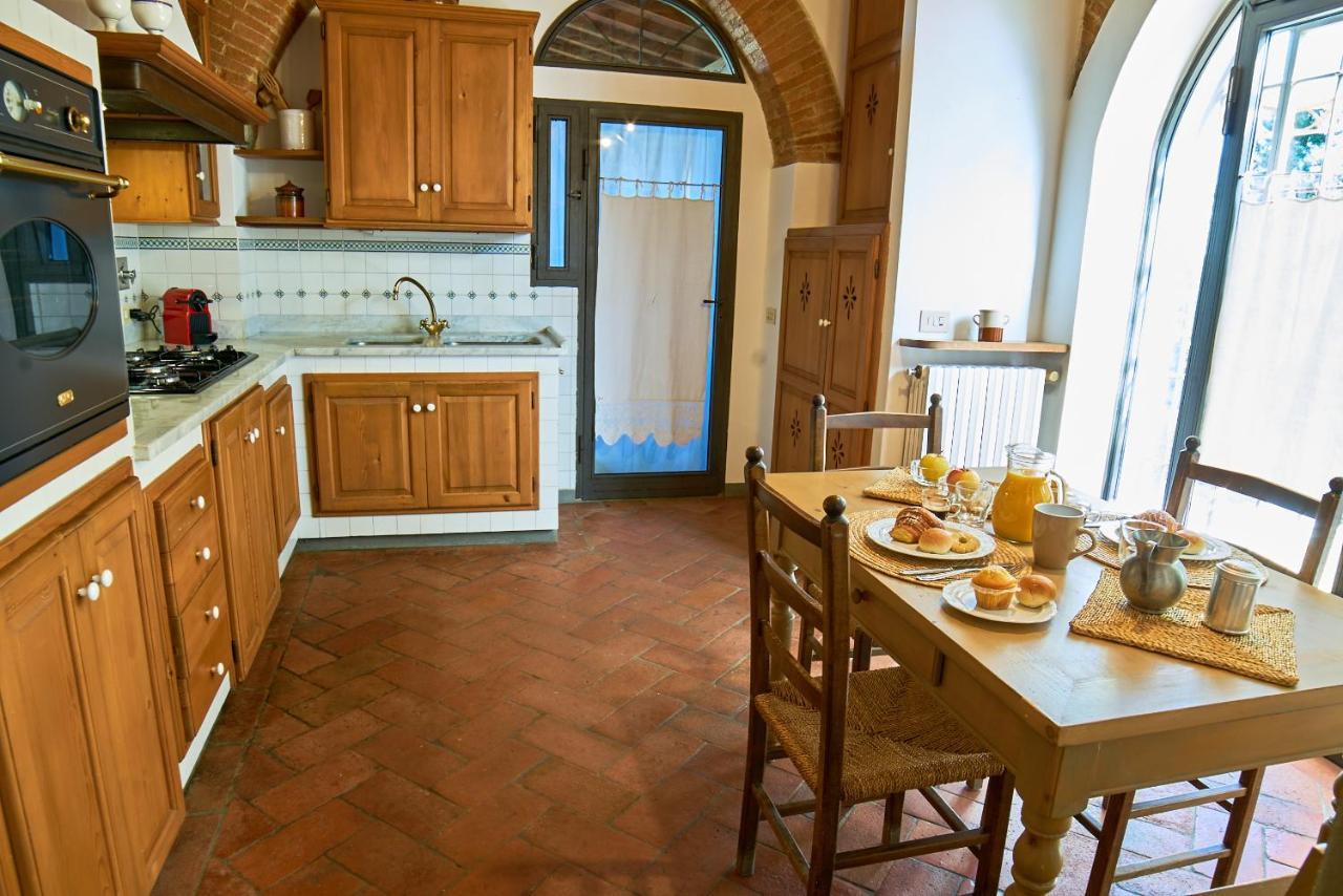 Il Portico Apt - Dolcevita Holiday ฟลอเรนซ์ ภายนอก รูปภาพ