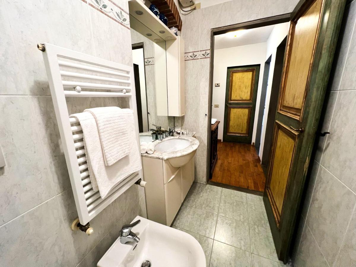Il Portico Apt - Dolcevita Holiday ฟลอเรนซ์ ภายนอก รูปภาพ