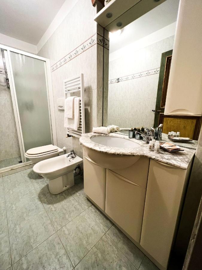 Il Portico Apt - Dolcevita Holiday ฟลอเรนซ์ ภายนอก รูปภาพ